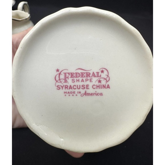 Stunning Federal Shape Syracuse Briarcliff Creamer & Sugar Bowl with Lid -6E - Picture 10 of 12